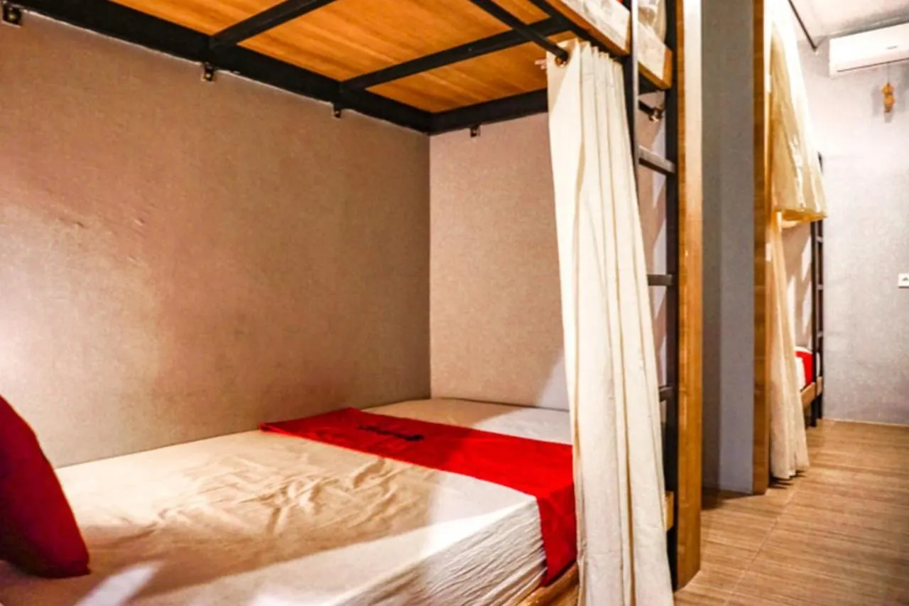 Reddoorz Hostel Near Ngurah Rai Airport Kuta Kuta Lombok